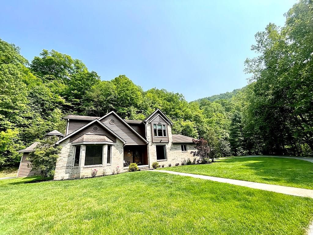 242 Forest Dr, Pikeville, KY 41501 MLS 118636 Zillow