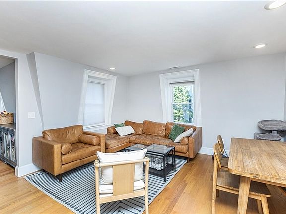 5th image of 13 Putnam St Floor 2