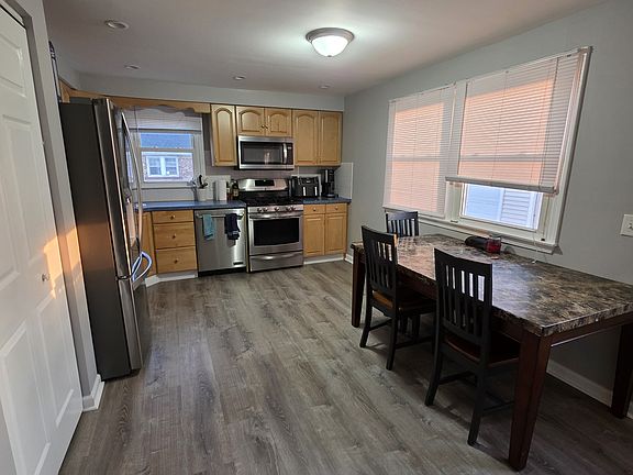 3rd image of 4116 Highview Pkwy #1