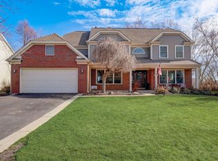 310 Ambria Dr, Mundelein, IL 60060