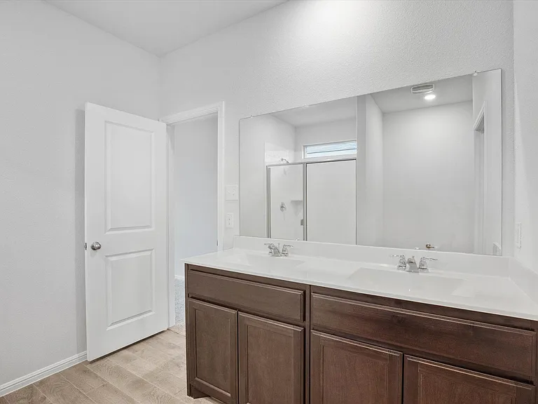 2220 Barnwell Dr — Photo 18