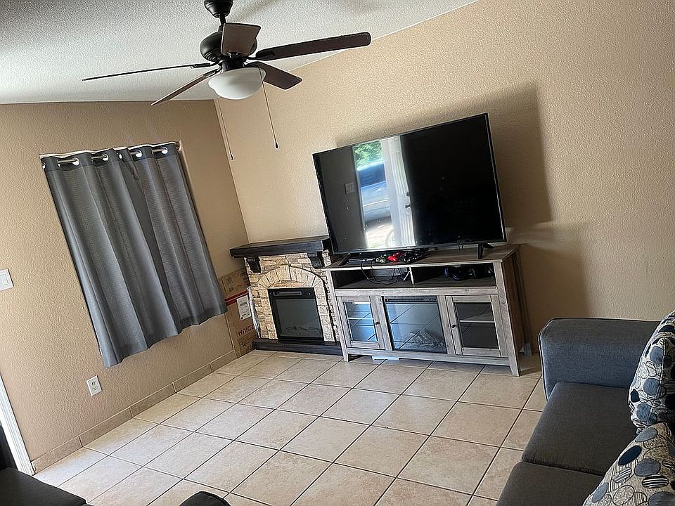 1st image of 236 E Genevive St