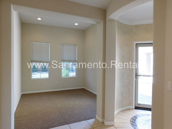 4th image of 9265 Sierra River Dr