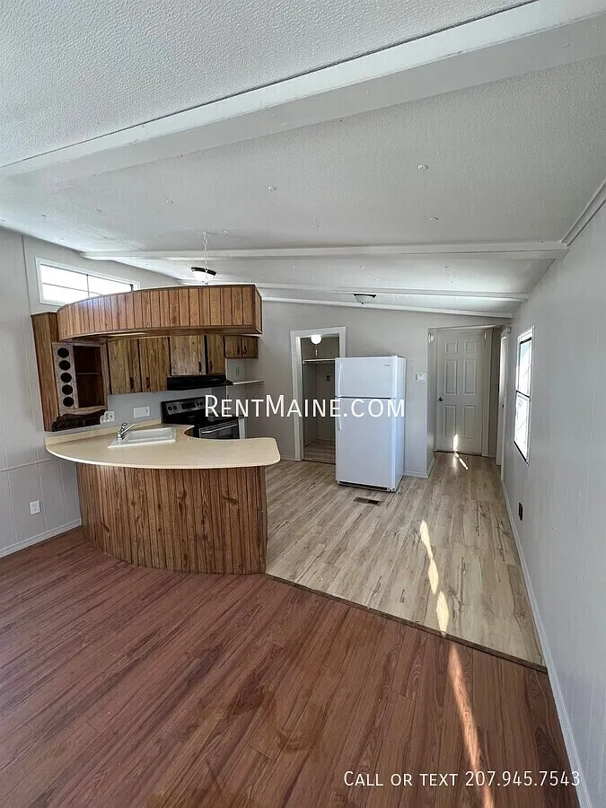 3 bed, 980 sqft, $1,350 — Photo 4