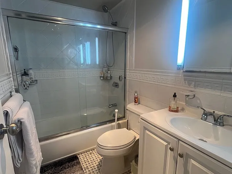 601 Van Ness Ave #309 — Photo 13