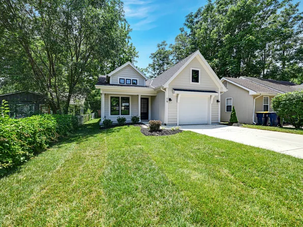 19 E 78th Ter, Kansas City, MO 64114