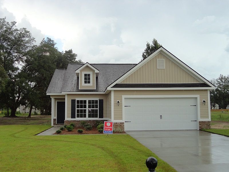 1st image of 175 Cumberland Dr NE