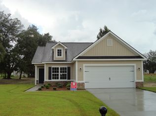 175 Cumberland Dr NE, Ludowici, GA 31316