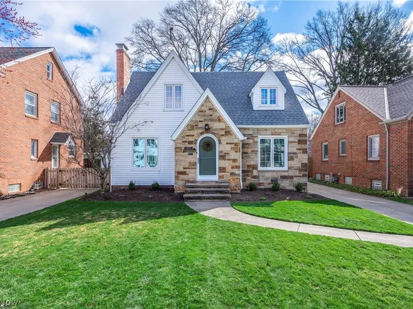 3275 W 162nd St, Cleveland, OH 44111