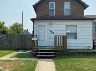 563 1st Ave, Clinton, IA 52732