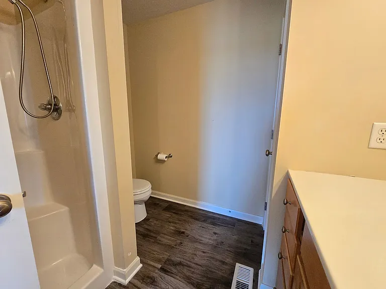 3524 Shepard Rd — Photo 11