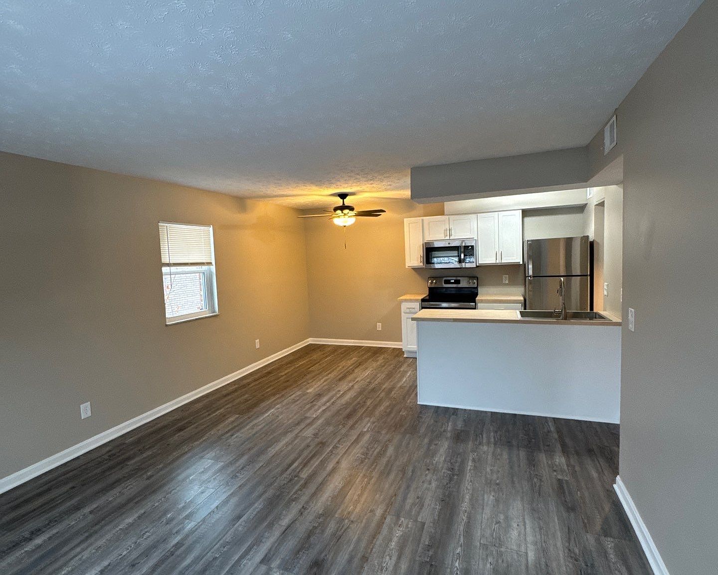 2390 W North Bend Rd #3, Cincinnati, OH 45239 | Zillow