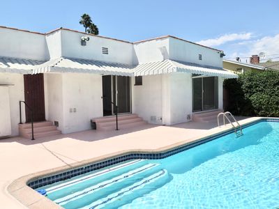 154 N Le Doux Rd, Beverly Hills, CA, 90211