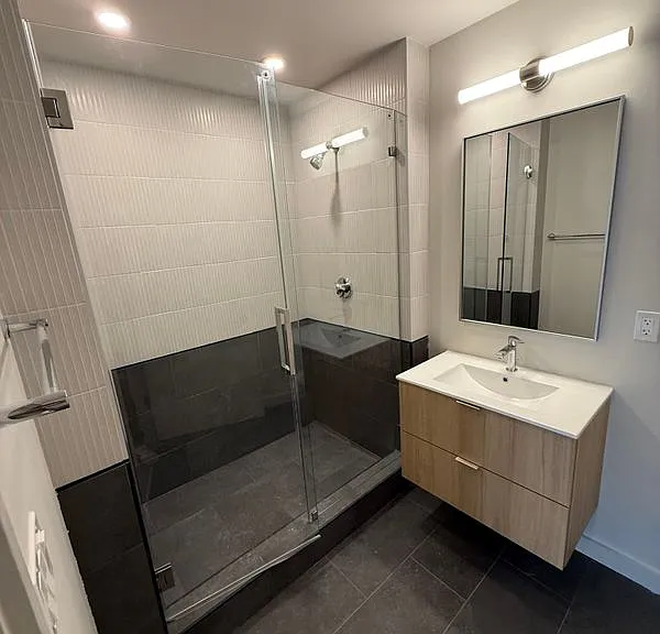 24 8th St #3A — Photo 3