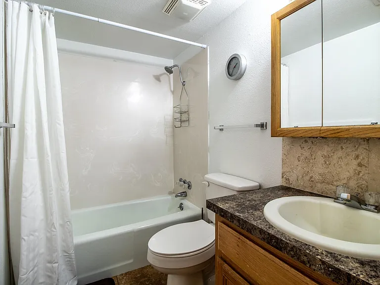 2704 N Dustin Ave — Photo 7
