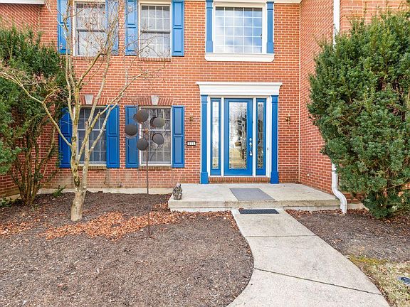 2nd image of 511 Greenwood Ave