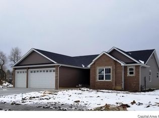 1908 Bent Creek Rd, Springfield, IL 62711