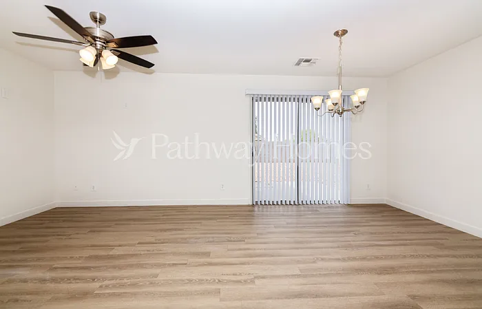 8839 W Manzanita Dr — Photo 10