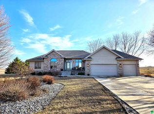 108 Mallard Ave, Storm Lake, IA 50588