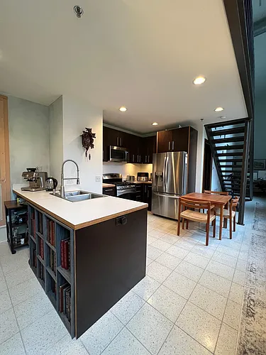 214 4th St E #101 Photo 1