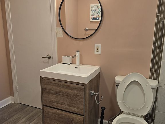 3rd image of 8604 Briarwood Ct