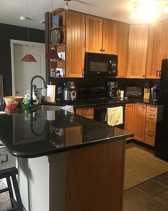 2nd image of 1509 Point Dr #205