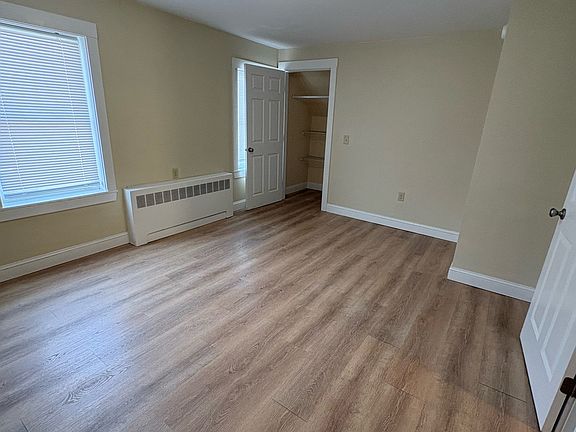 4th image of 812 Stillwater Ave APT 2
