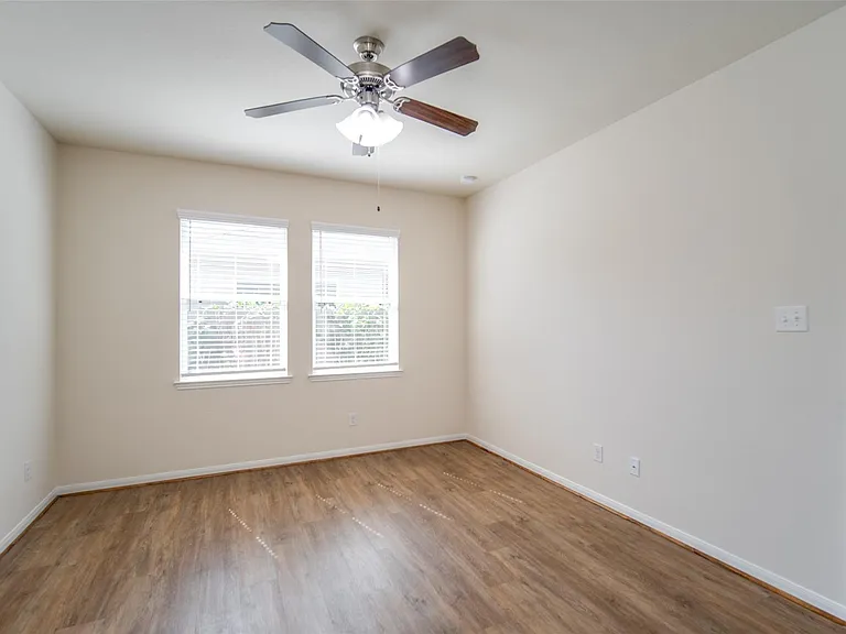 14215 Campo Vista Dr — Photo 26