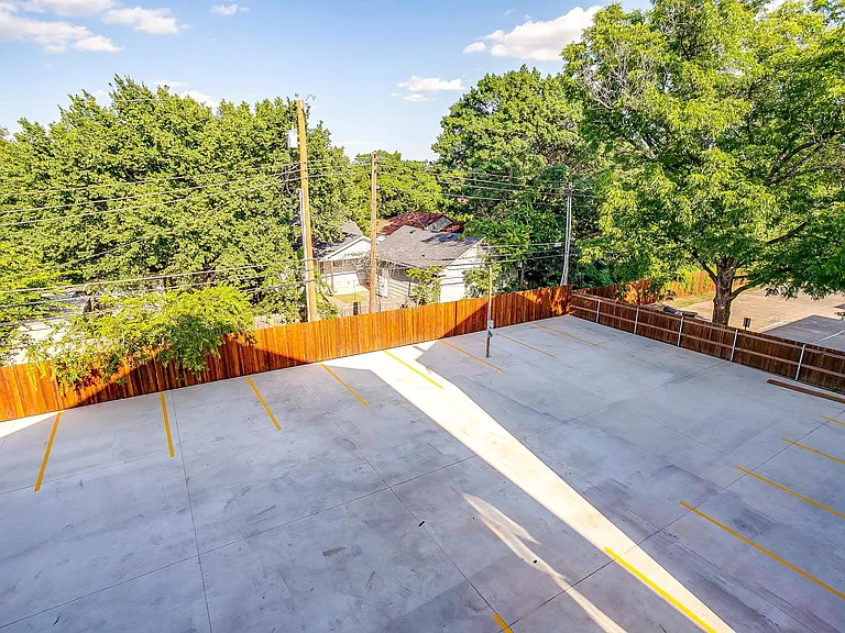 3223 S University Dr — Photo 39