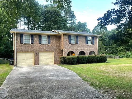 235 Corinth Ct Photo 1
