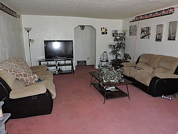 3rd image of 355 S Center St