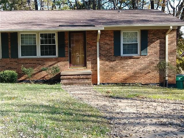2nd image of 4917 Highlake Dr