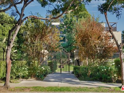 950 N Kings Rd Unit 313, West Hollywood, CA, 90069