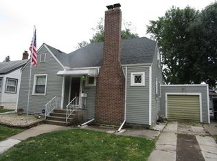 3667 Lake St, Lansing, IL 60438