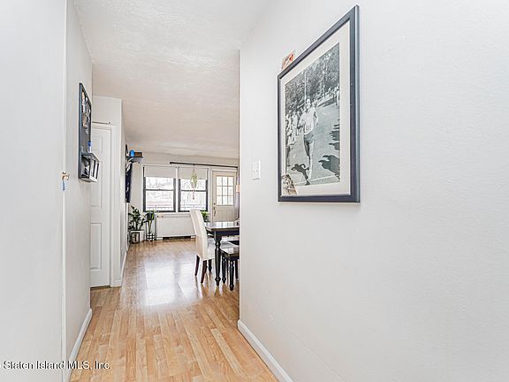 5th image of 1000 Clove Rd APT 4J