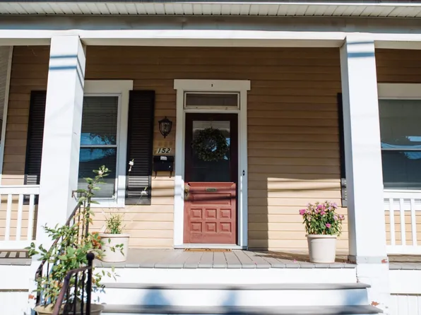 152 New Haven St #2, Mount Joy, PA 17552