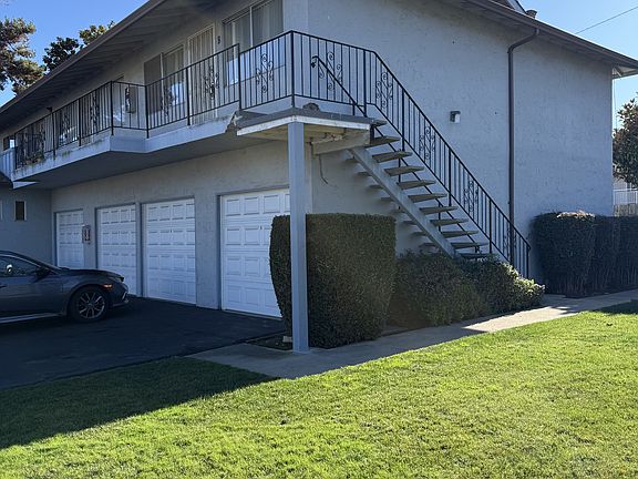 2nd image of 1410 Ontario Ln APT B