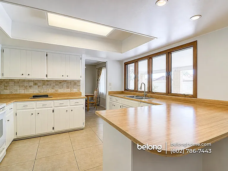 1613 E Watson Dr — Photo 5