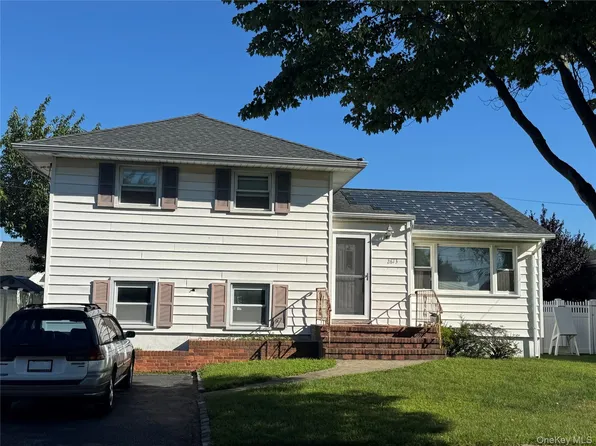 2673 Fisher Lane, Bellmore, NY 11710