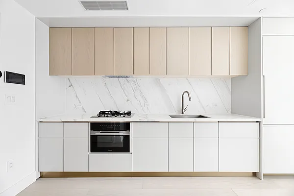 Rented by REAL New York | media 15