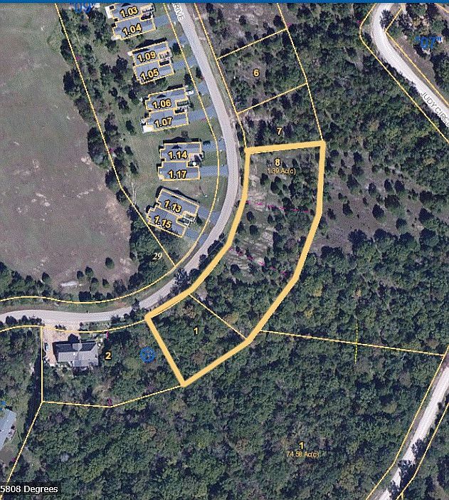 1st image of 8-11 Napoleon Dr