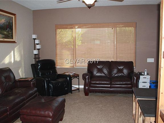 3rd image of 4421 Penguin Ave