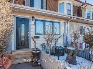1231 Bathurst St, Toronto, ON M5R3H3