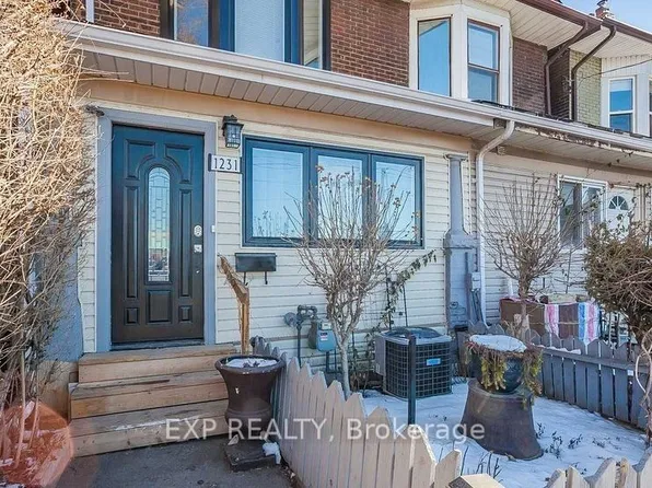 1231 Bathurst St, Toronto, ON M5R 3H3