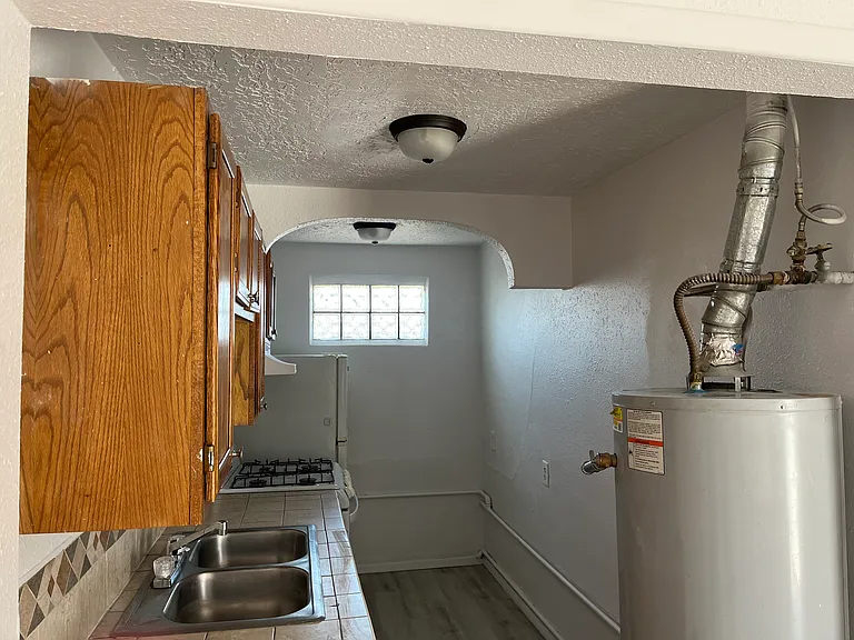 Updated 2 bed / 1 bath in the Near North Valley — Photo 7