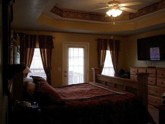 4th image of 2366 Briarstone Dr