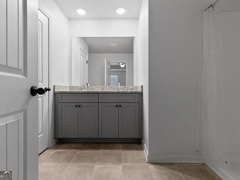 7151 Chara Ln — Photo 10
