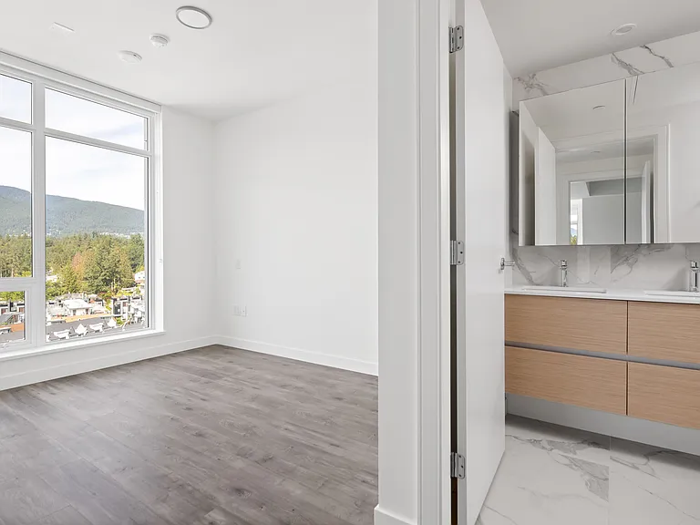 200 Klahanie Ct #1108 — Photo 11