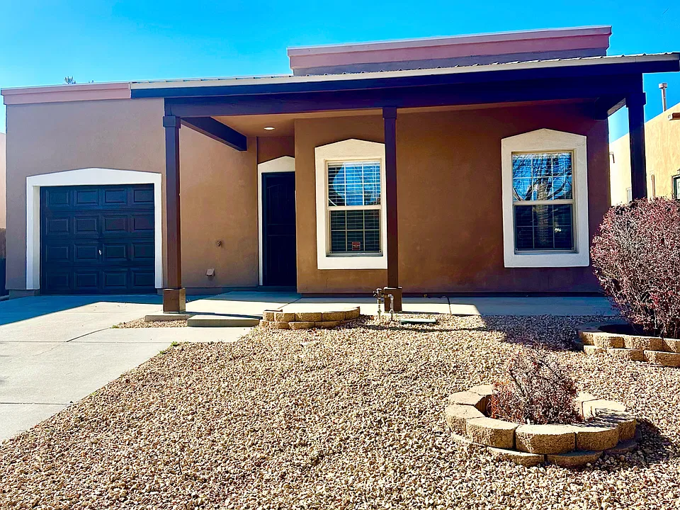 4552 Solecito Loop