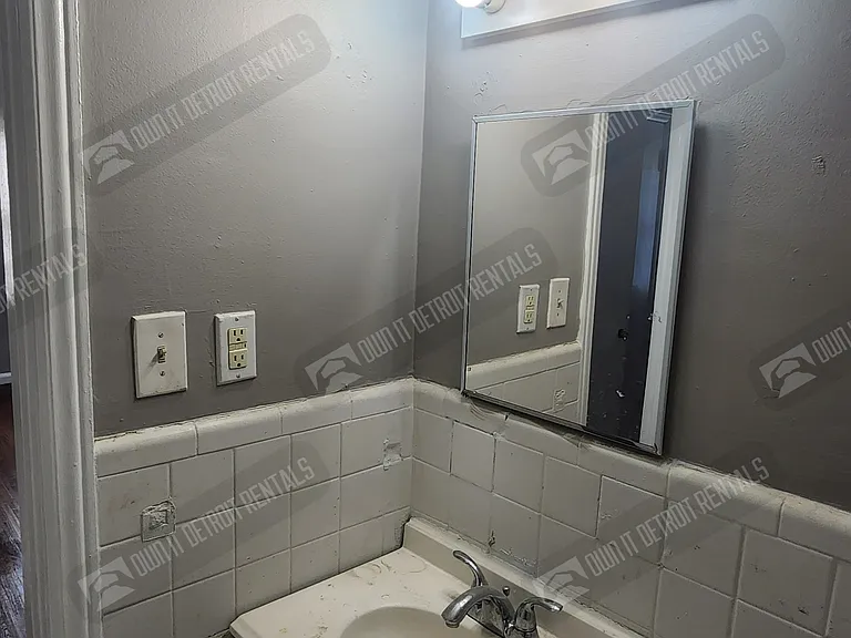 3666 Devonshire Rd — Photo 24